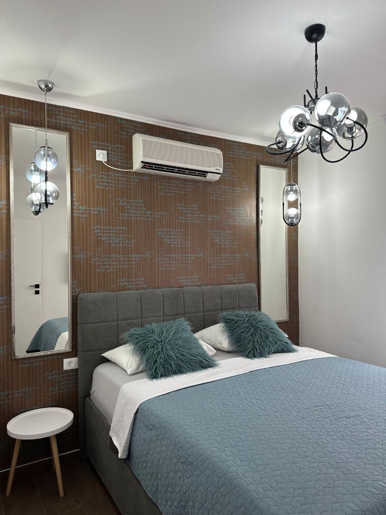 Apartments Brac Supetar Szoba fotó
